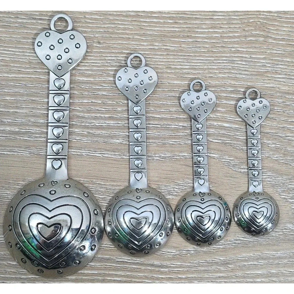 Heart Themed 4 Piece‎ Measuring Spoon Set 1 TBLS, 1 TSP, 1/2 TSP, 1/4 TSP